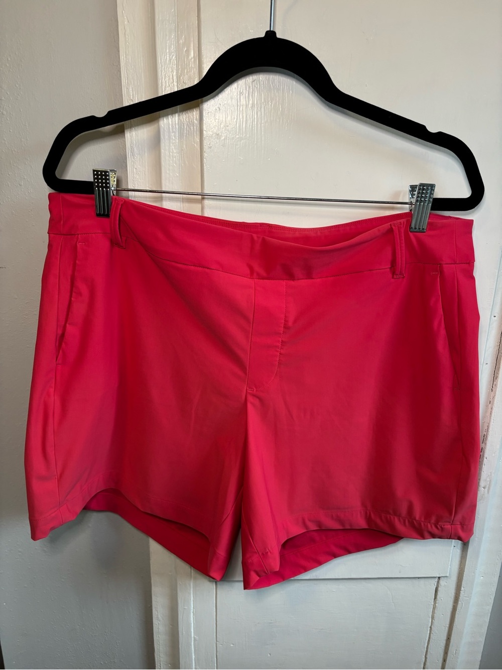 SPANX Women's Bright Pink Pull-On Stretch Shorts